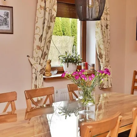 B10 Dom Lux Z Alpakami & Basen Holiday home